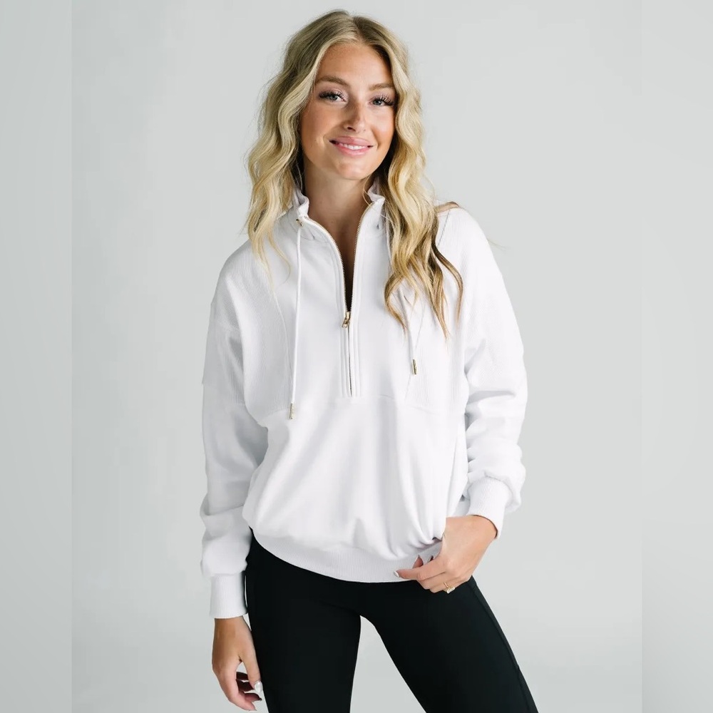 EUC Zyia White 1/4 Zip Mave Jacket